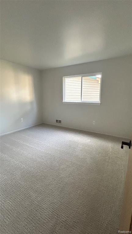 6166 Mulberry Drive, Sterling Heights, MI 48314 — Photo 9