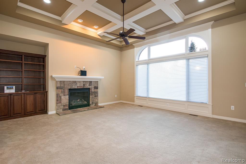 61491 CROWN POINT Drive, Washington, MI — Photo 9
