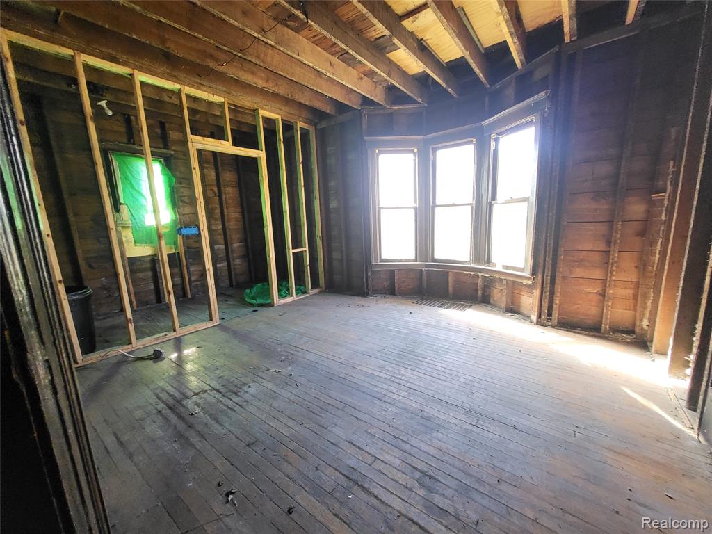 600 Harmon Street, Detroit, MI 48202 — Photo 5