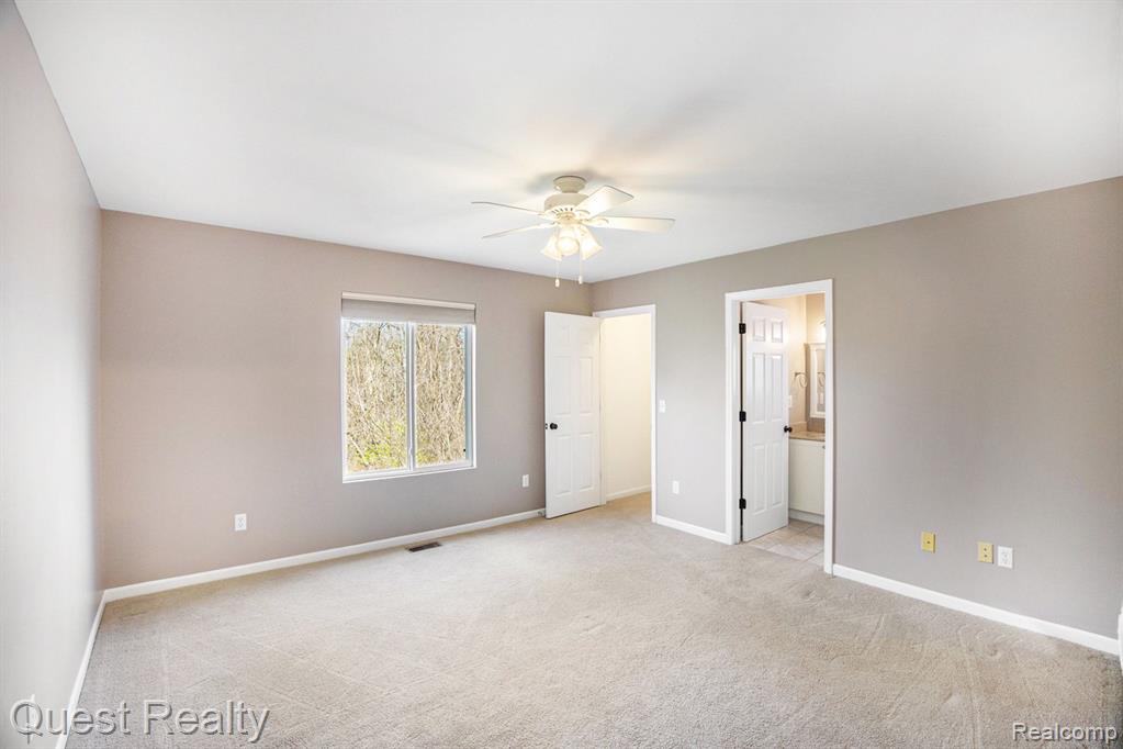 4655 CHRISTOPHER PINES Drive, Clarkston, MI — Photo 11