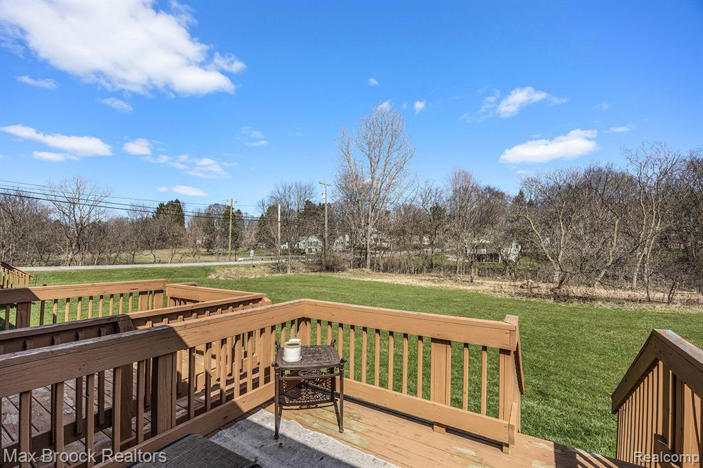205 JONATHON Drive, Almont, MI 48003 — Photo 26