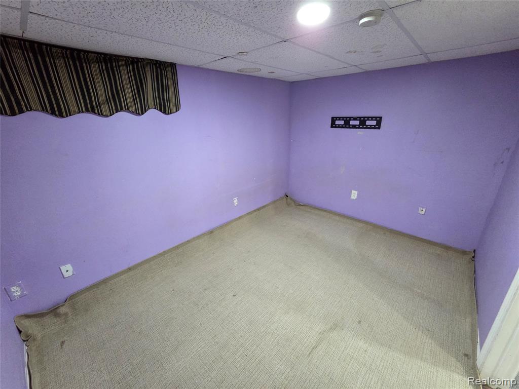 8960 Arnold Avenue, Redford, MI 48239 — Photo 24
