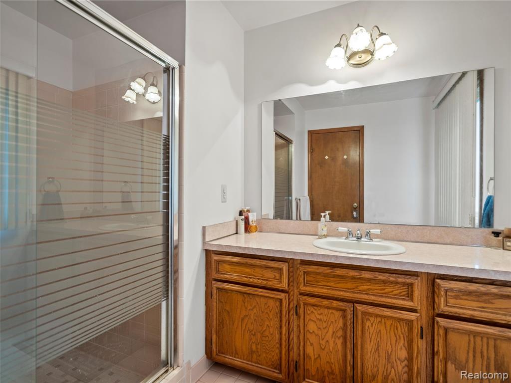 46386 Jackson Drive, Macomb, MI 48044 — Photo 37