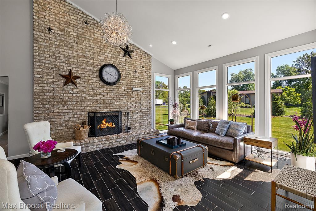1933 Lone Pine Road, Bloomfield Hills, MI 48302 — Photo 7