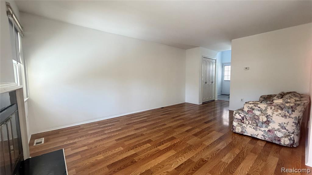5802 Northfield Parkway, Troy, MI 48098 — Photo 6