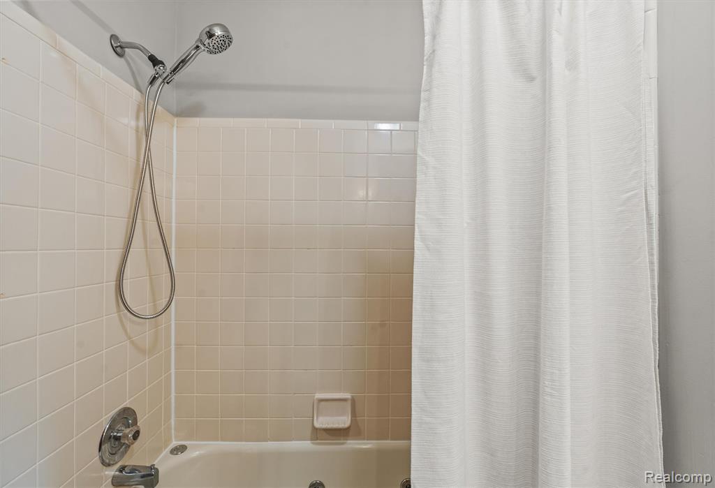 3325 Proctor Lane, Oakland, MI — Photo 37