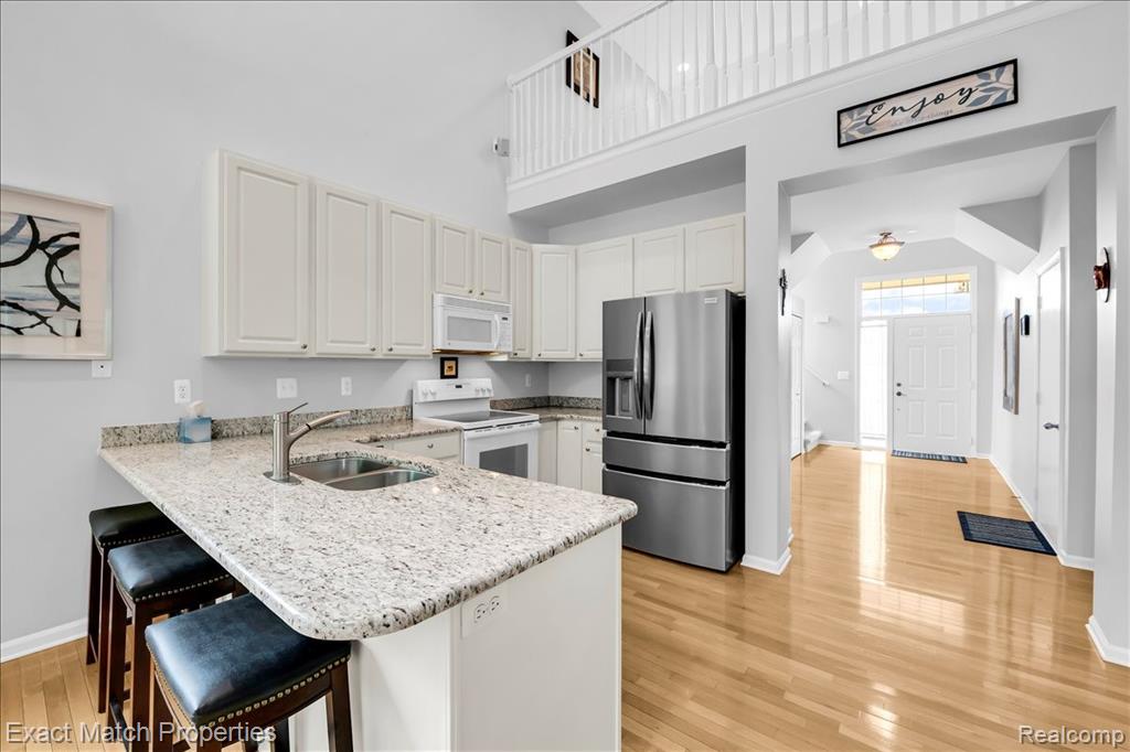 971 Sloane Court, 4, White Lake, MI — Photo 25