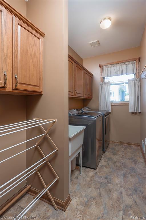 765 Lomasney Lane, Marysville, MI 48040 — Photo 40