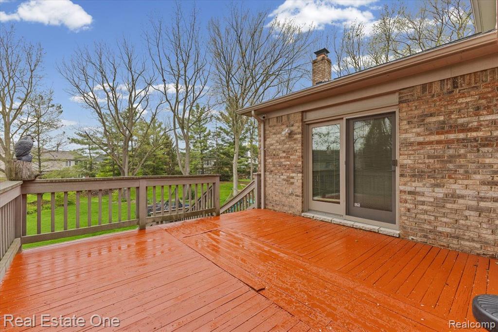 720 Essex Drive, Rochester Hills, MI 48307 — Photo 38