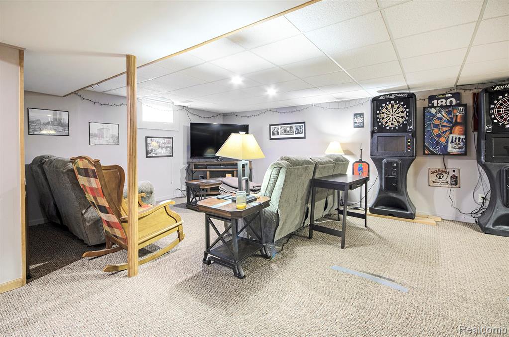 9300 Clippert Street, Taylor, MI 48180 — Photo 36