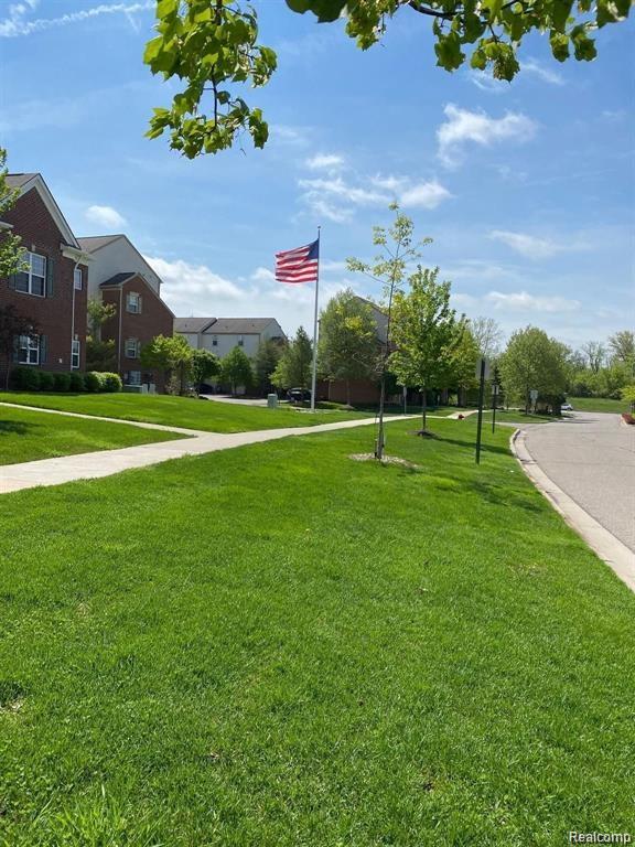 44685 Ellery Lane, Novi, MI — Photo 29