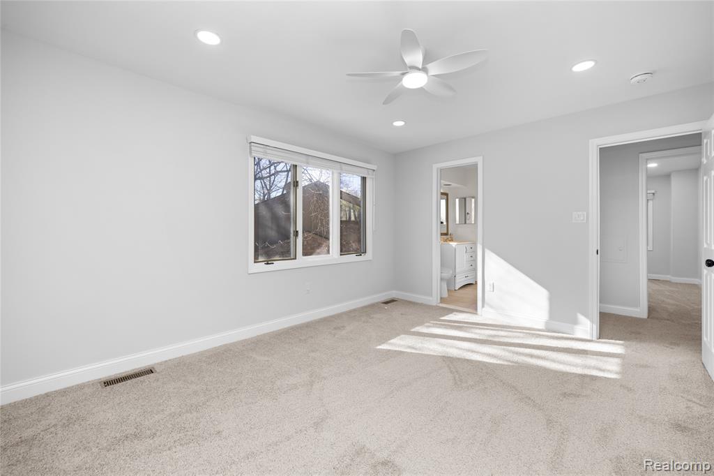 4695 Maura Lane, West Bloomfield, MI 48323 — Photo 33