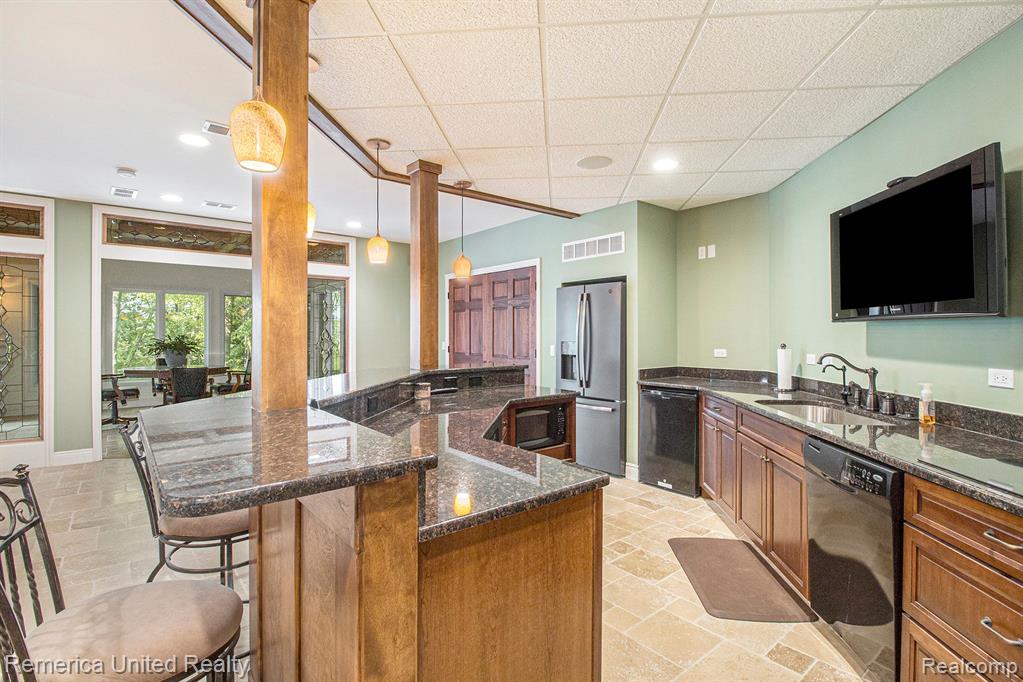 5259 RIVER RIDGE Drive, Brighton, MI 48116 — Photo 57