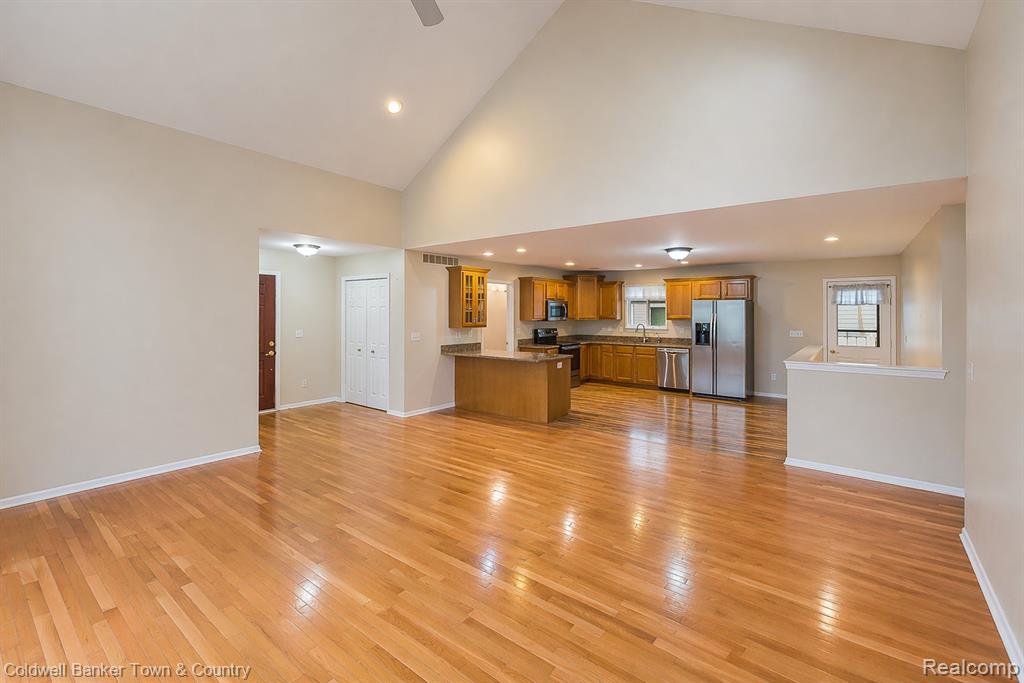 3268 Orchard Drive, Pinckney, MI 48169 — Photo 7