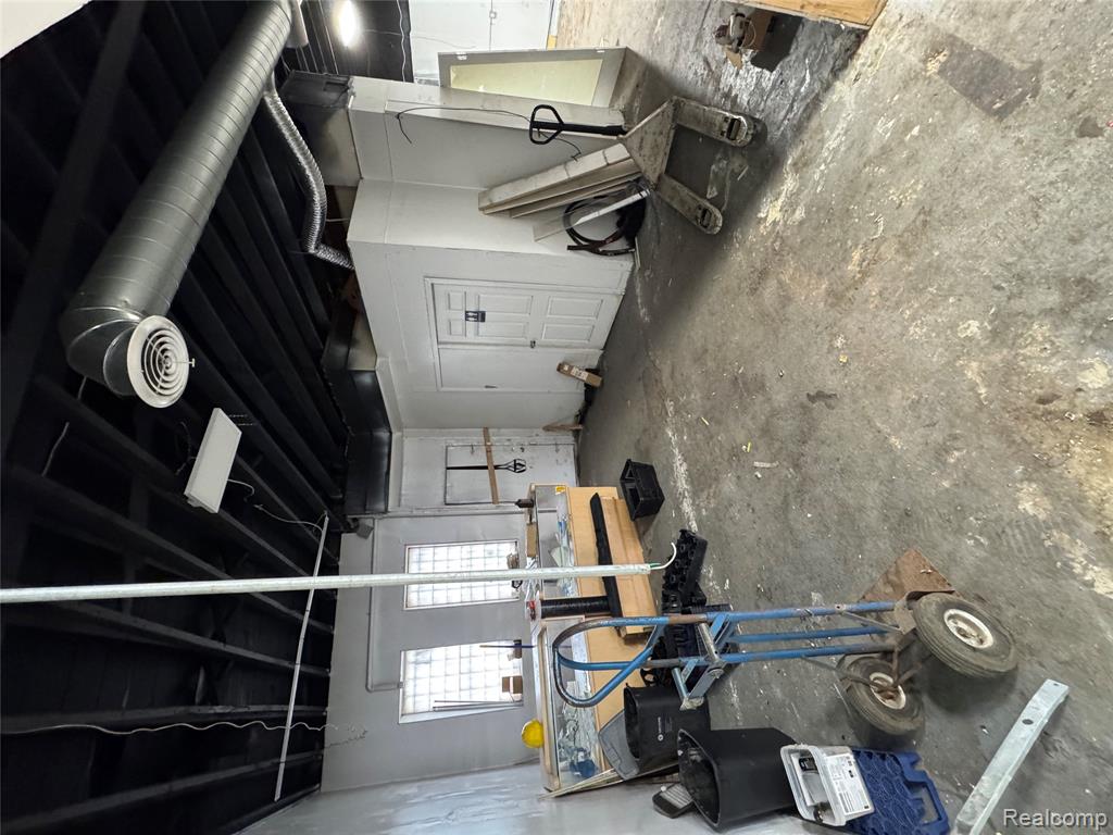 8626 Michigan Avenue, Dearborn, MI, 48210