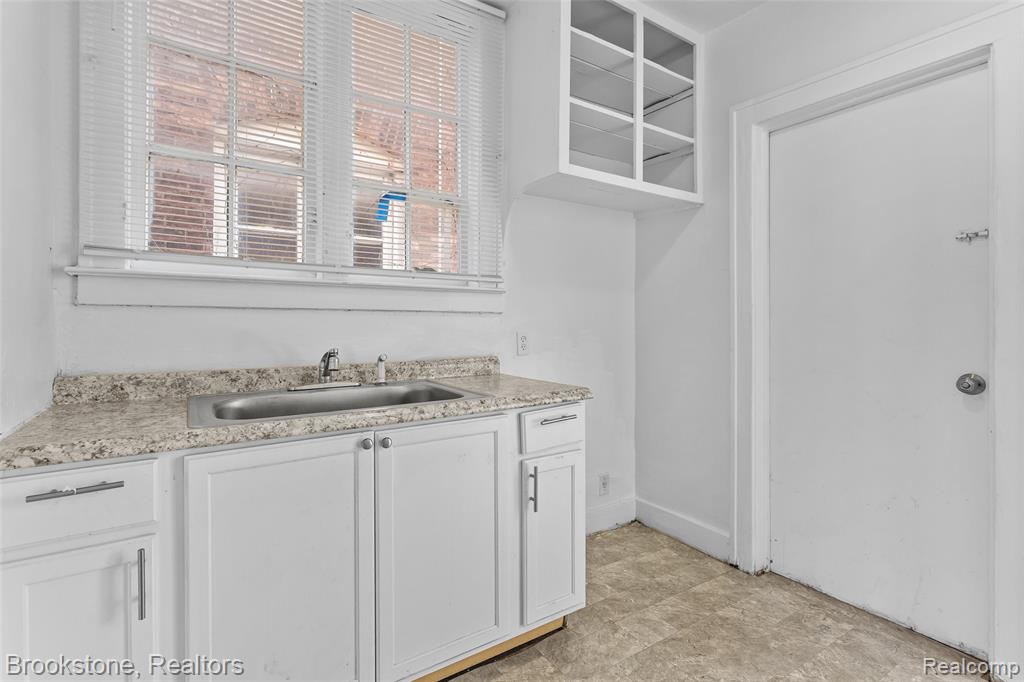 4387 Pingree Street, Detroit, MI 48204 — Photo 11