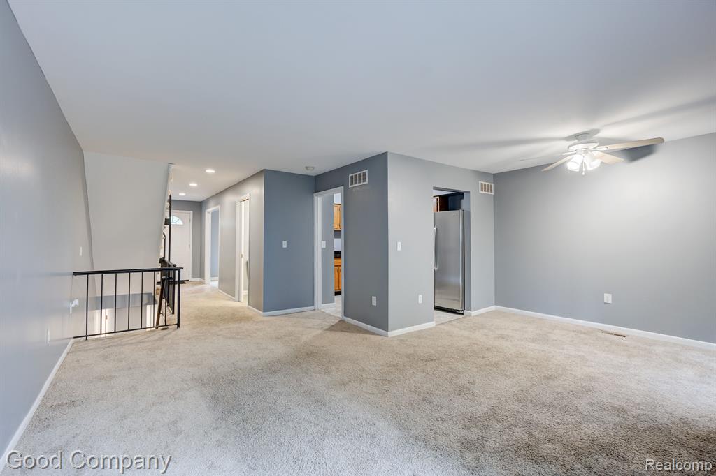 2030 WICKHAM Street, Royal Oak, MI 48073 — Photo 10