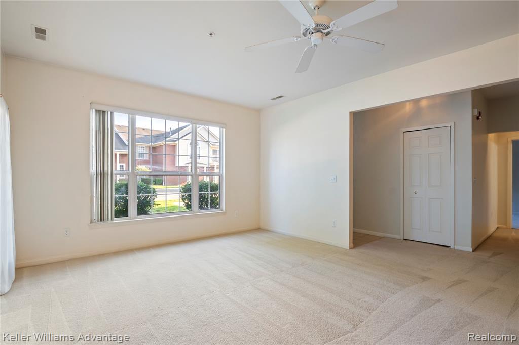 29532 Nottingham Court, Livonia, MI 48152 — Photo 9