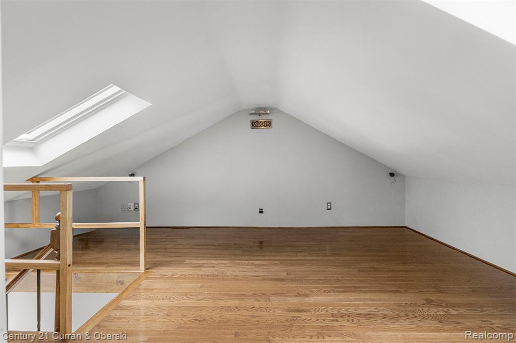 7260 Fenton Street, Dearborn Heights, MI 48127 — Photo 17
