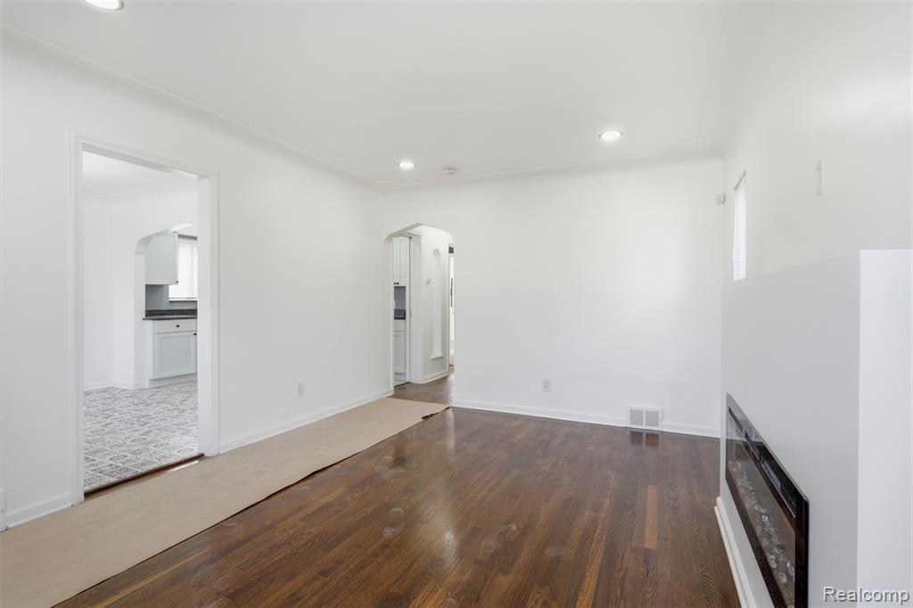 5063 Chalmers Street, Detroit, MI 48213 — Photo 4