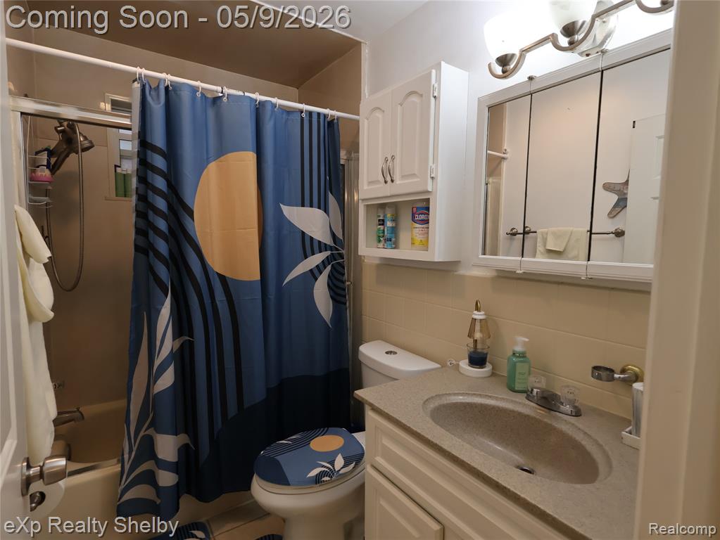719 Sheryl Drive, Waterford, MI 48328 — Photo 13