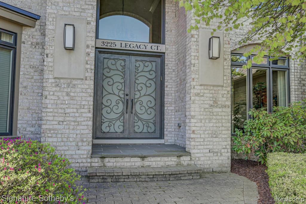3225 Legacy Court, West Bloomfield, MI 48323 — Photo 4