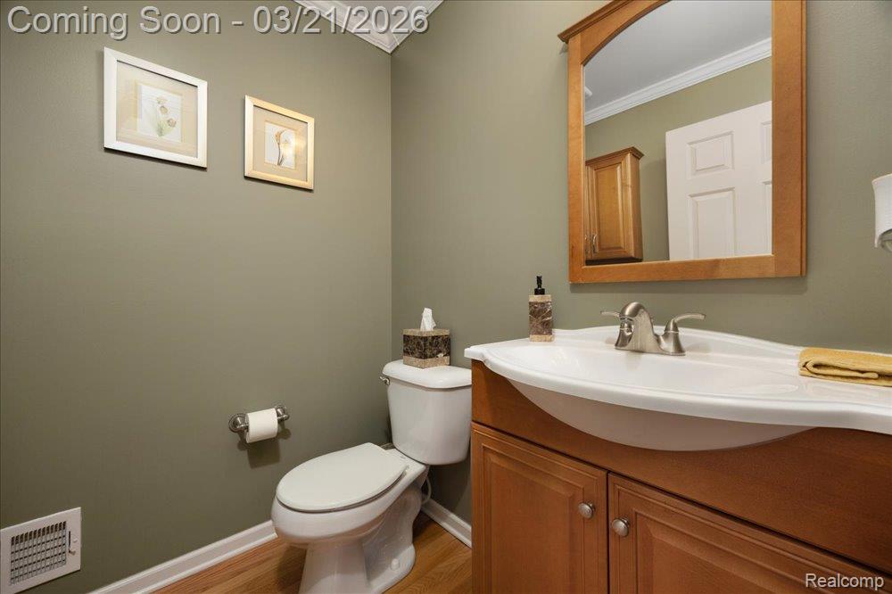 43968 Timberview Court, Van Buren, MI 48111 — Photo 22
