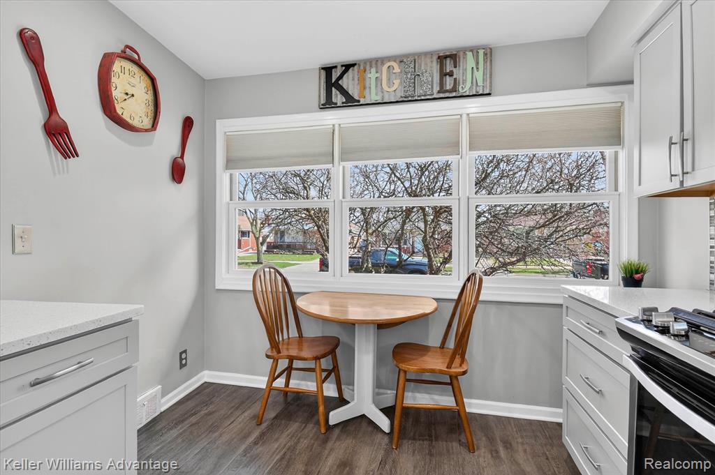 4000 Tulane Street, Dearborn Heights, MI 48125 — Photo 13