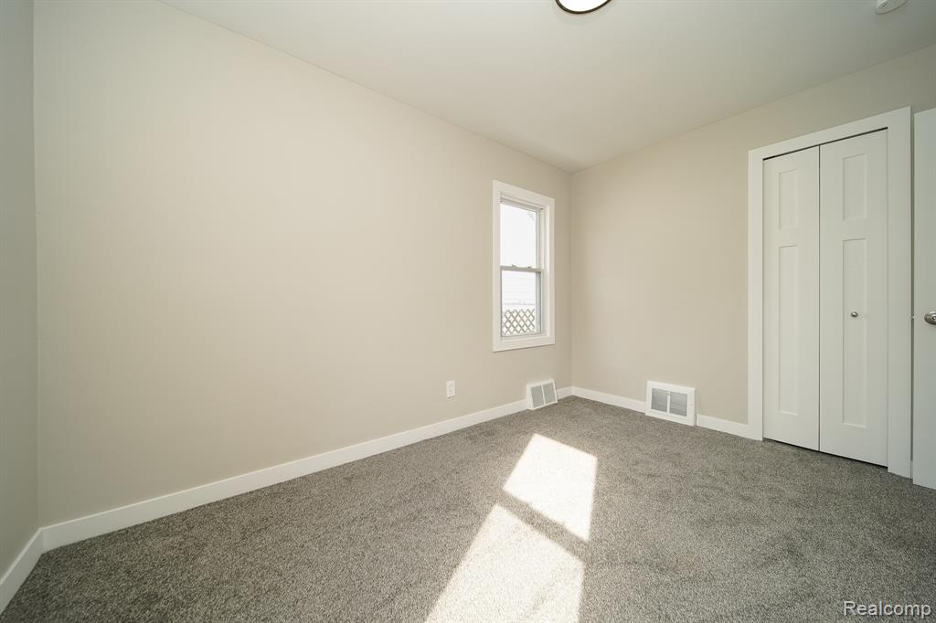 19348 Woodcrest Street, Harper Woods, MI 48225 — Photo 50
