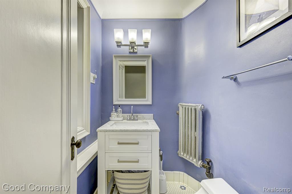 551 W Oakridge Street, Ferndale, MI 48220 — Photo 32