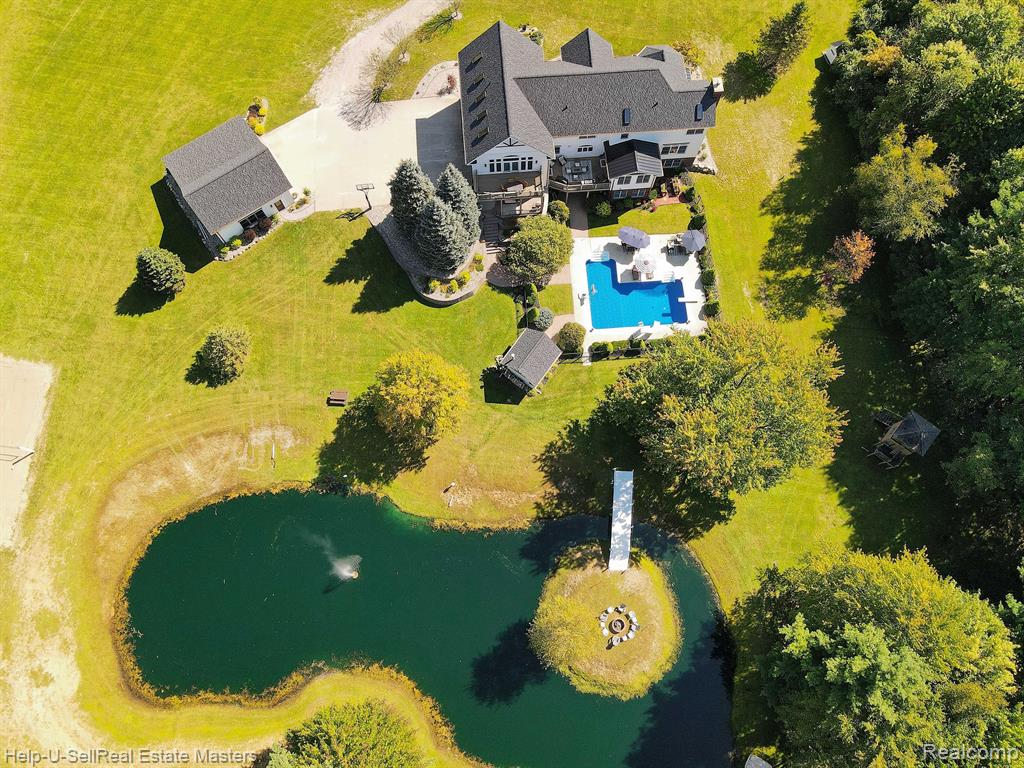 2152 HUNTERS Park W, St. Clair, MI 48079 — Photo 10