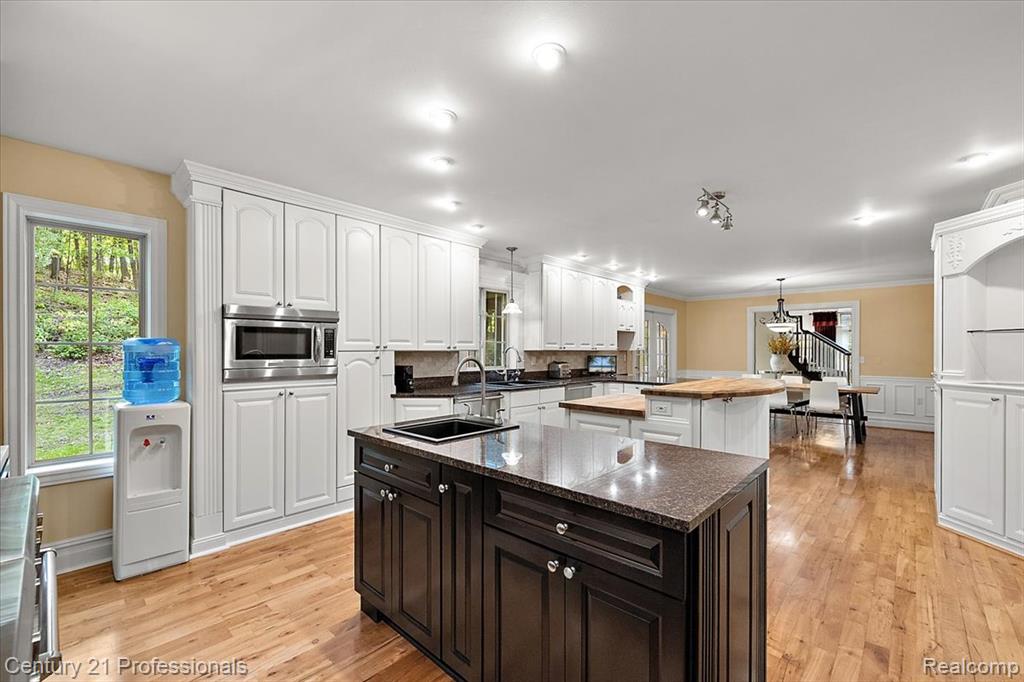 6705 College Park Drive, Clarkston, MI — Photo 48