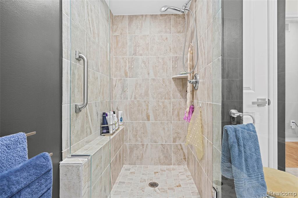 30289 Berghway Trail, Warren, MI 48092 — Photo 26