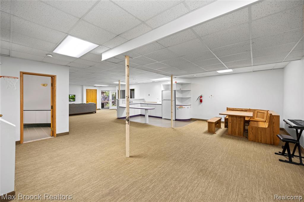 6067 Charles Drive, West Bloomfield, MI — Photo 53