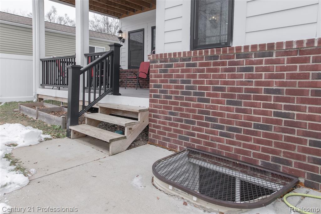 513 Renshaw Street, Rochester, MI 48307 — Photo 9