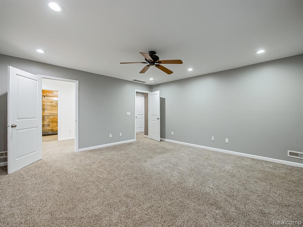 4744 Midland Drive, Pinckney, MI 48169 — Photo 19
