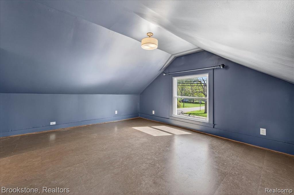207 N Church, Ortonville, MI 48462 — Photo 27