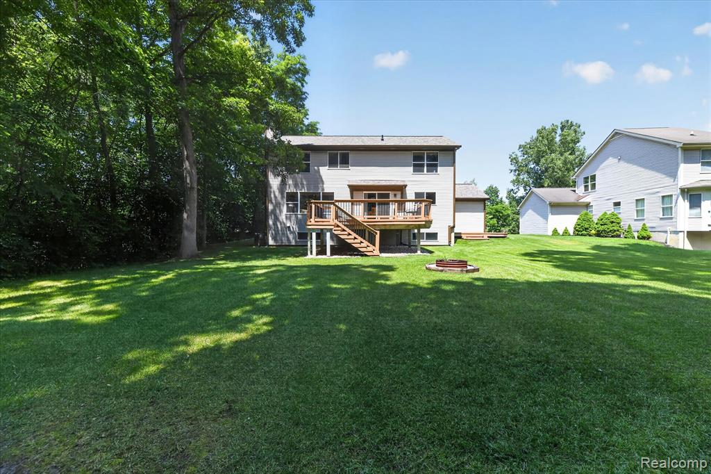 2445 Lorraina Lane, Hartland, MI 48353 — Photo 36