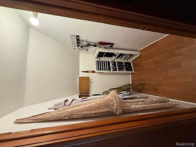 526 McKeighan Avenue, Flint, MI 48507 — Photo 32
