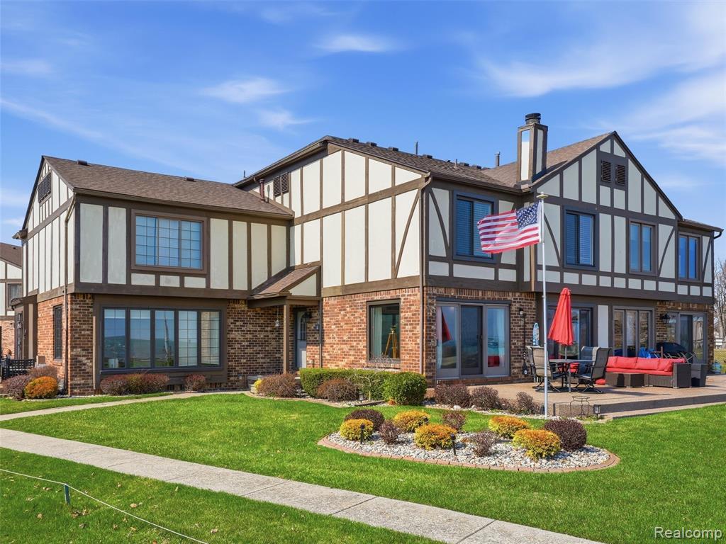102 Lac Sainte Claire Drive, Saint Clair Shores, MI 48082 — Photo 7