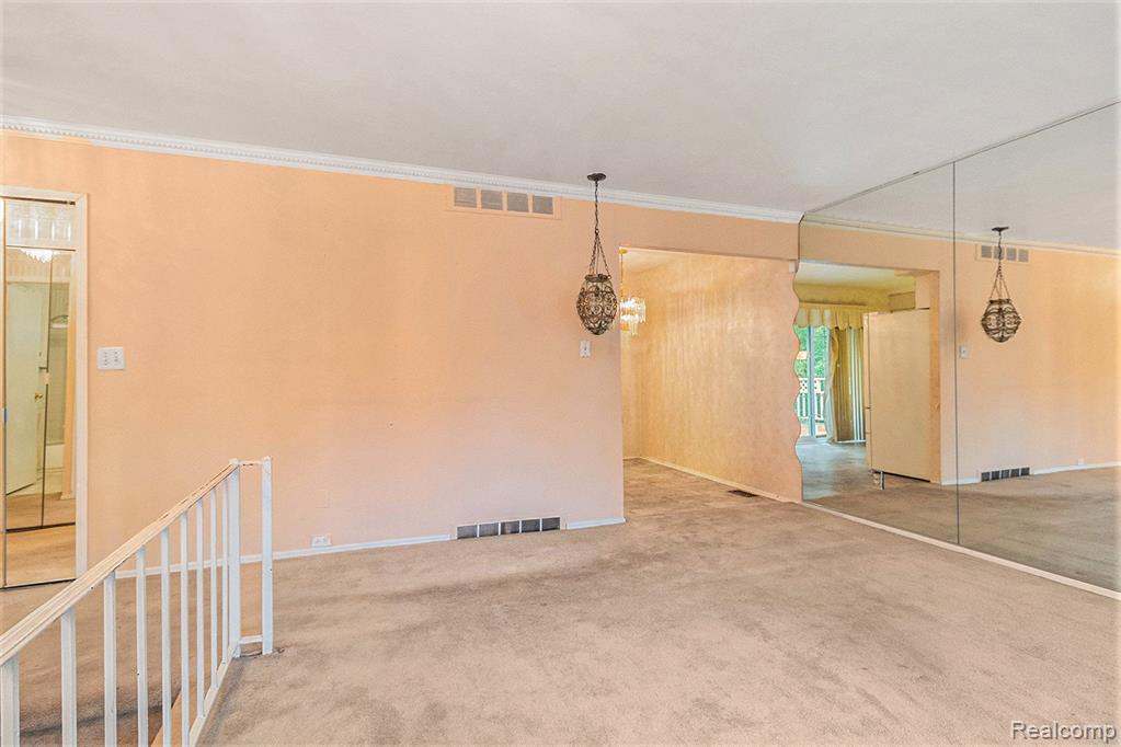 6034 S Miami Street, Ypsilanti, MI 48197 — Photo 7