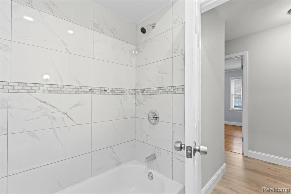 18935 Mansfield Street, Detroit, MI 48235 — Photo 19
