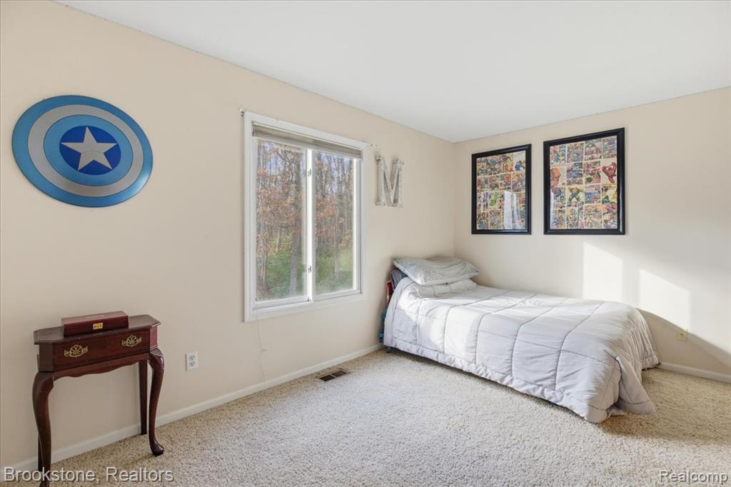 9748 Forest Ridge Drive, Clarkston, MI 48348 — Photo 44