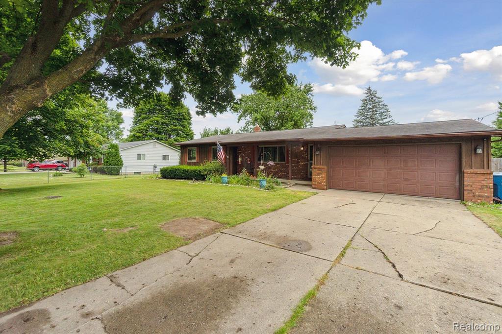 4466 VAN VLEET Road, Swartz Creek, MI 48473 — Photo 39