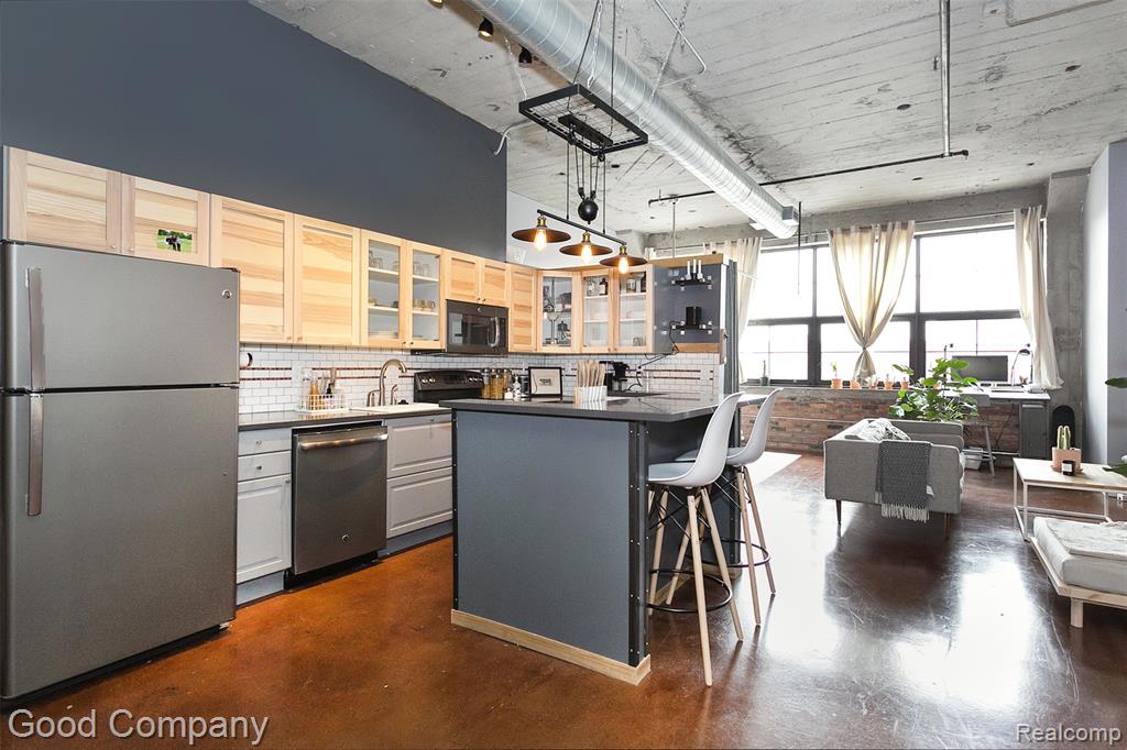 55 W Canfield, Detroit, MI 48201 — Photo 9