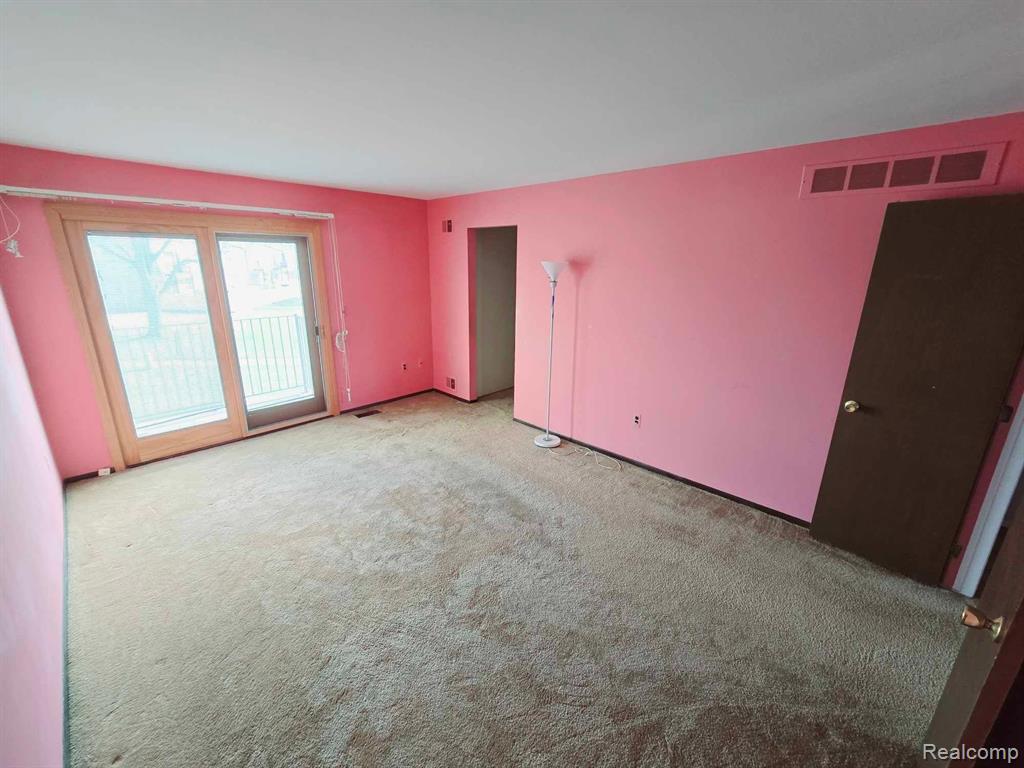 24450 BASHIAN Drive, Novi, MI — Photo 10