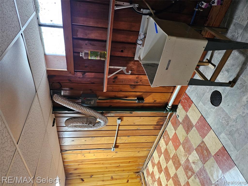 514 McClellan W, Flint, MI 48505 — Photo 15