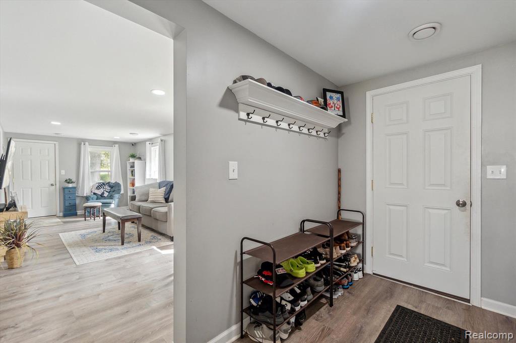 164 BALL Street, Ortonville, MI 48462 — Photo 23
