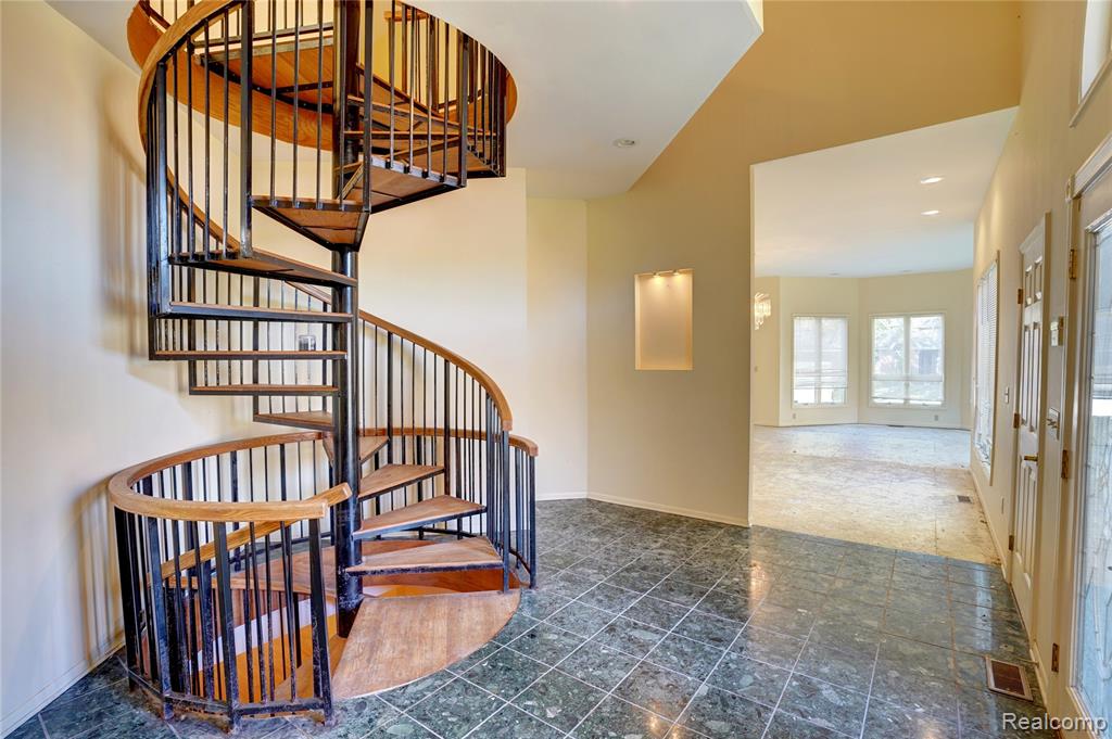 5166 Warwick Woods Trail, Grand Blanc, MI 48439 — Photo 7