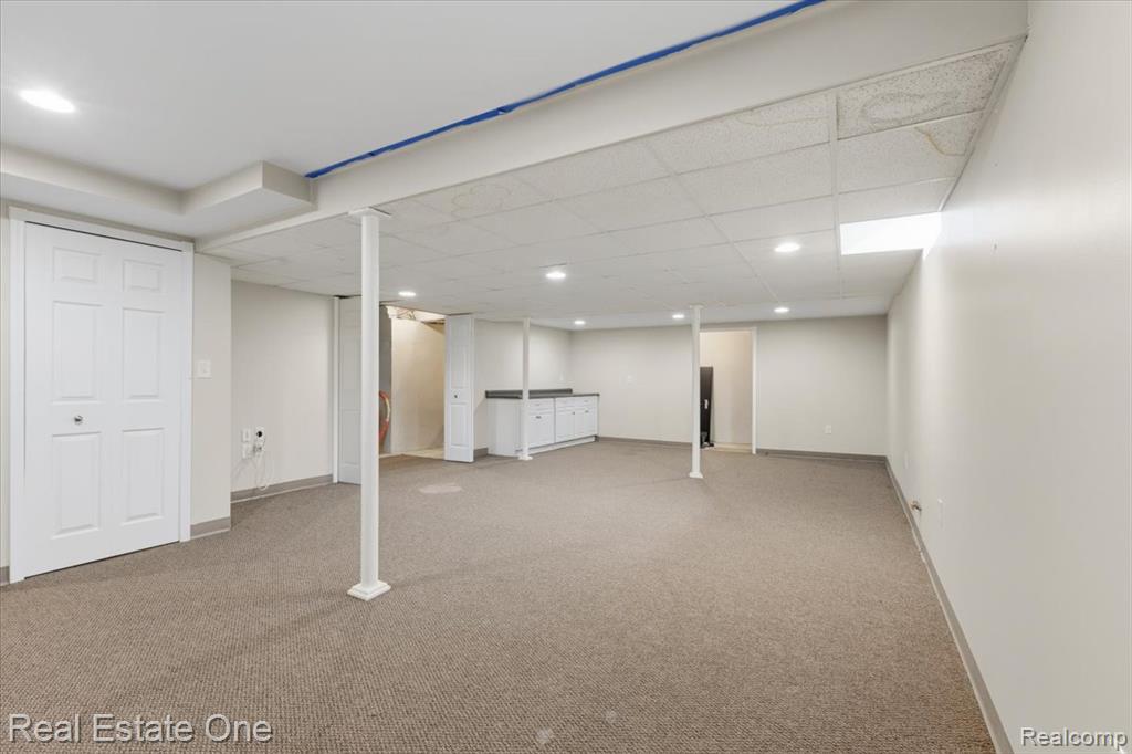 720 Essex Drive, Rochester Hills, MI 48307 — Photo 36